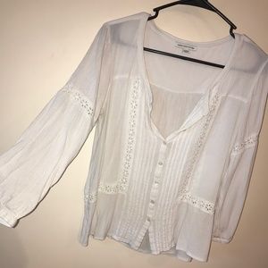 American Eagle White Button Up Blouse
